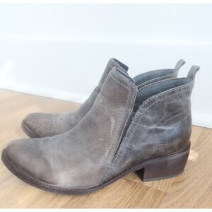 Matisse Wilder Distressed Ankle Booties Gray Women's 8